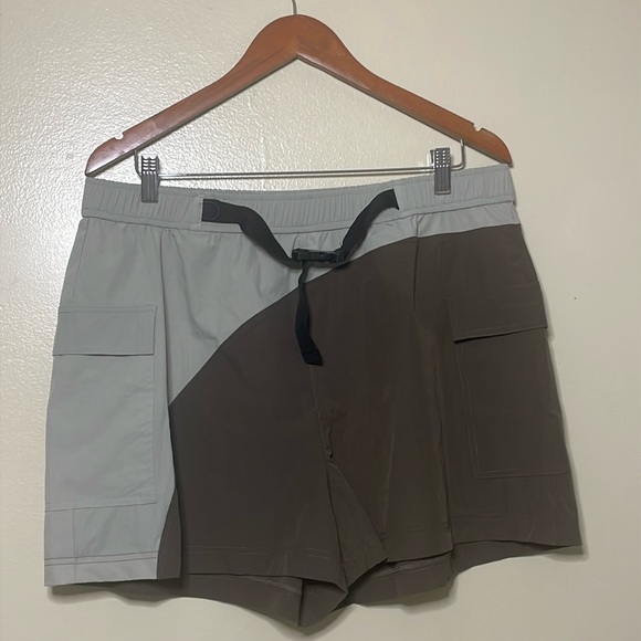 HALARA Waterproof High Waisted Belted Side Pocket Hiking Cargo Shorts - Picture 1 of 8